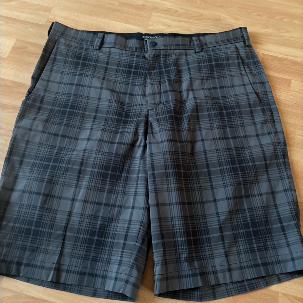 Nike Men's Plaid Golf‎ Shorts